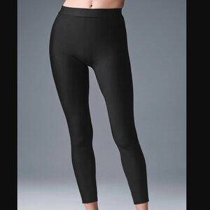 Airlift High-Waist 7/8 Turn It Up Legging , Black Legging , New, Small Size